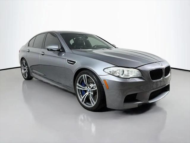 2013 BMW M5 Standard