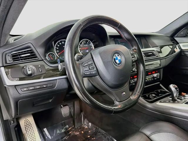 2013 BMW M5 Standard