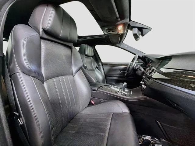 2013 BMW M5 Standard