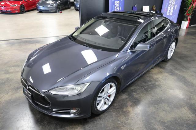 2015 Tesla Model S P85D