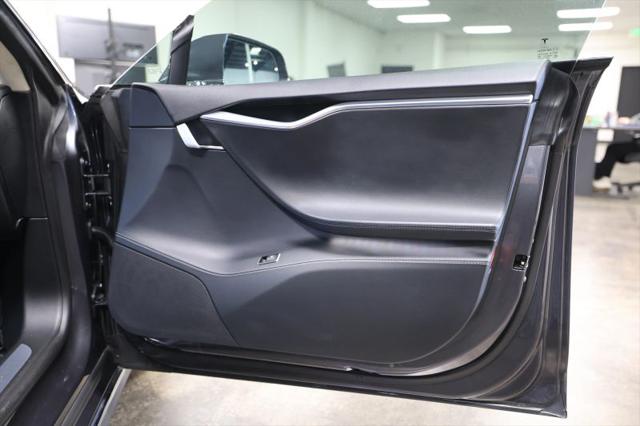 2015 Tesla Model S P85D