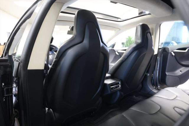 2015 Tesla Model S P85D