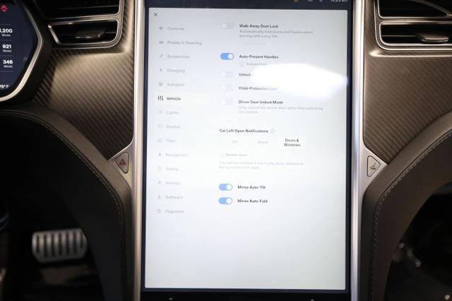 2015 Tesla Model S P85D