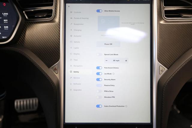 2015 Tesla Model S P85D
