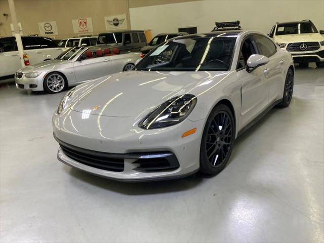 2018 Porsche Panamera Base