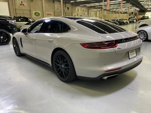 2018 Porsche Panamera Base