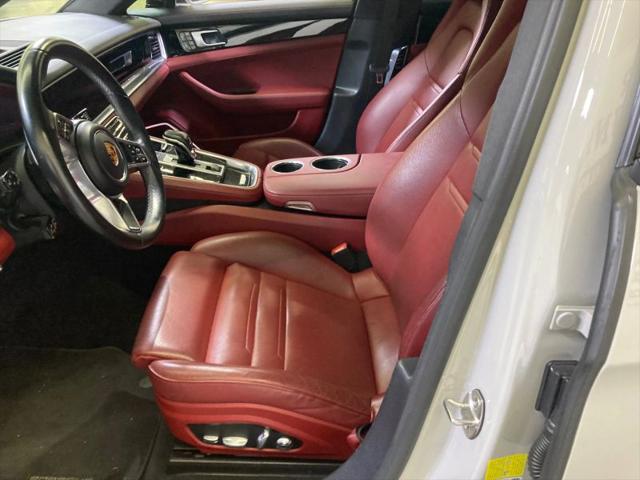 2018 Porsche Panamera Base
