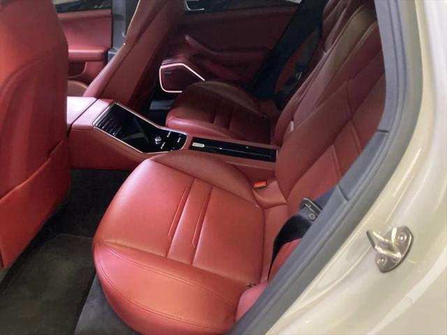 2018 Porsche Panamera Base