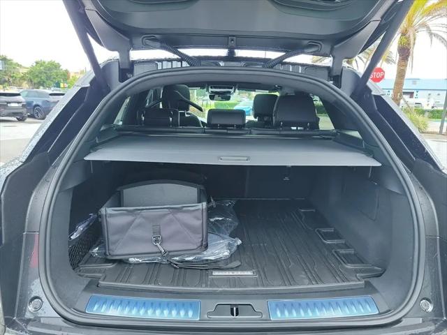 2026 Land Rover Range Rover Velar Belgravia Edition