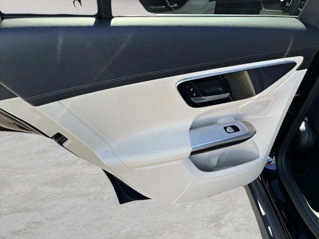 2024 Mercedes-Benz GLC 4MATIC SUV