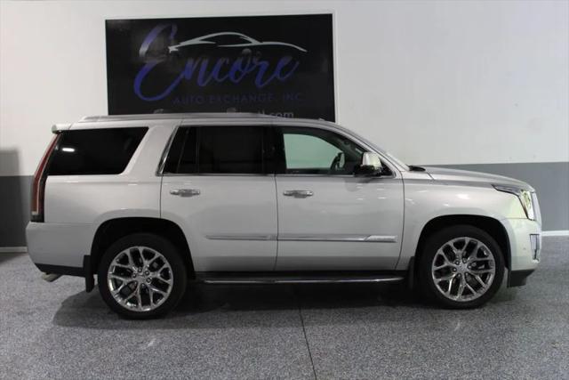 2017 Cadillac Escalade Premium Luxury