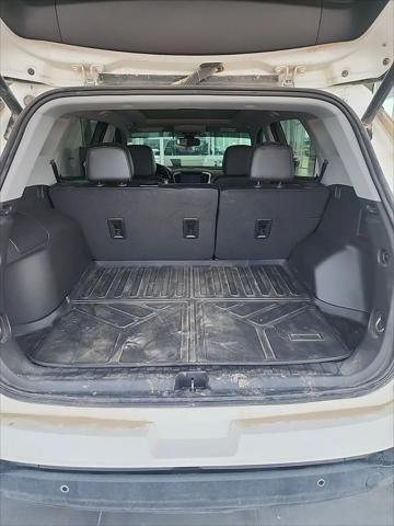 2024 GMC Terrain AWD SLT