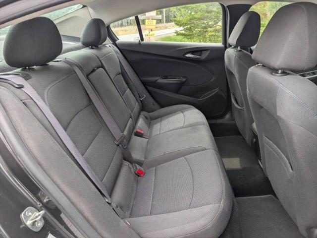 2017 Chevrolet Cruze LT Auto