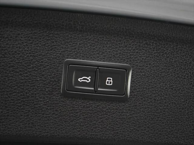 2023 Audi SQ5 Premium Plus TFSI quattro Tiptronic