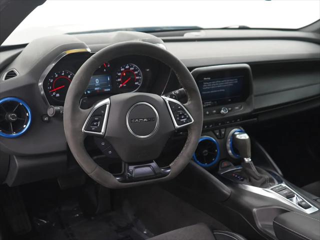 2022 Chevrolet Camaro RWD Coupe LT1
