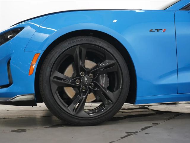 2022 Chevrolet Camaro RWD Coupe LT1
