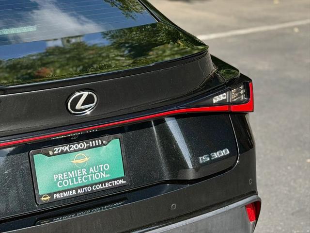 2022 Lexus IS 300 300
