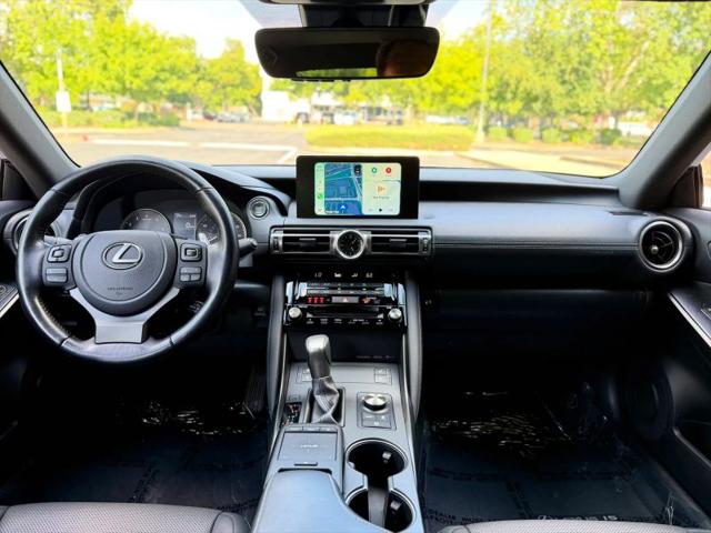2022 Lexus IS 300 300
