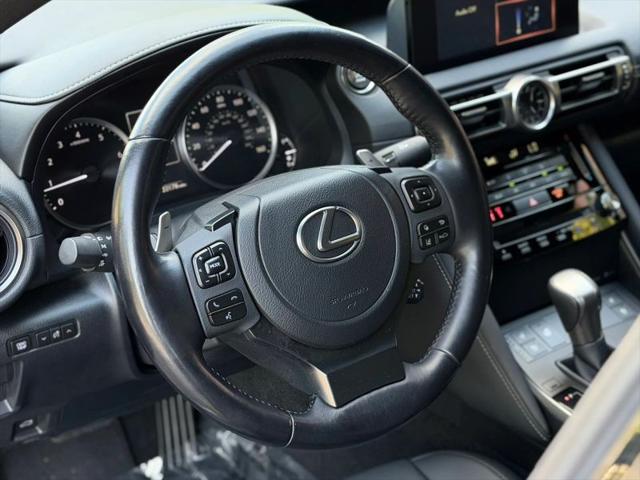 2022 Lexus IS 300 300