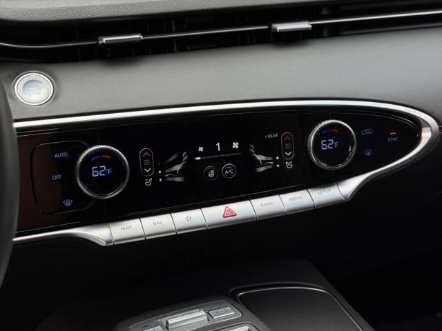 2025 Genesis GV70 2.5T AWD
