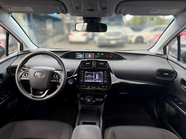 2021 Toyota Prius L Eco