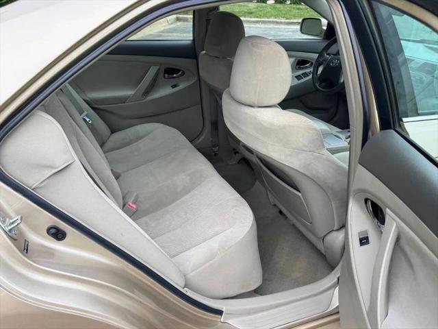 2010 Toyota Camry LE