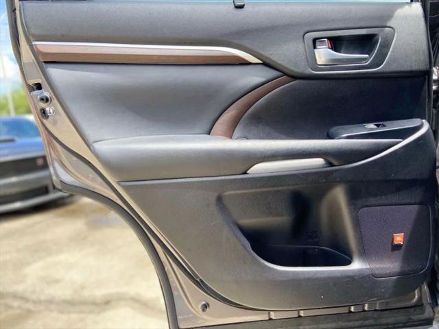 2015 Toyota Highlander Limited V6