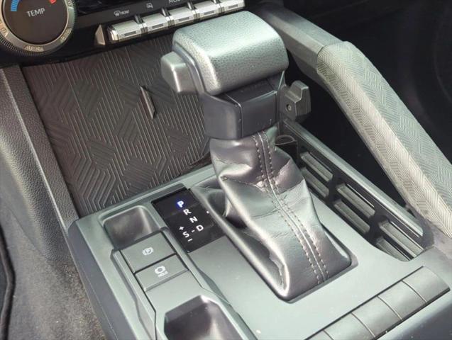 2025 Toyota Tacoma SR