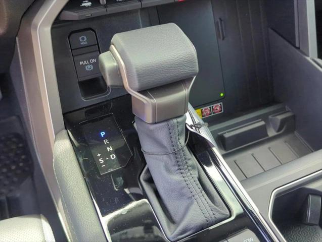 2026 Toyota Tundra Limited CrewMax 5.5' Bed