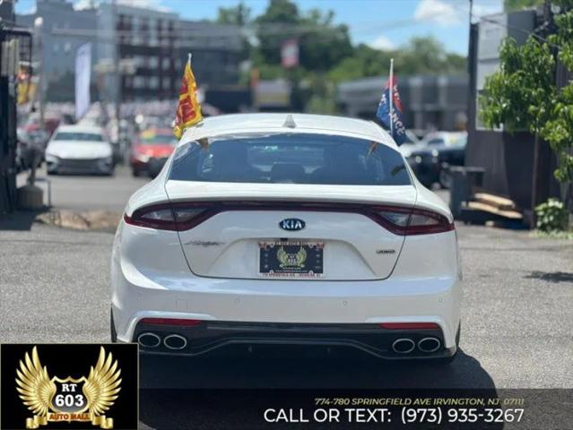 2019 Kia Stinger Base