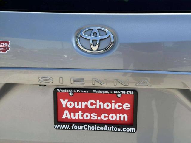 2011 Toyota Sienna LE V6