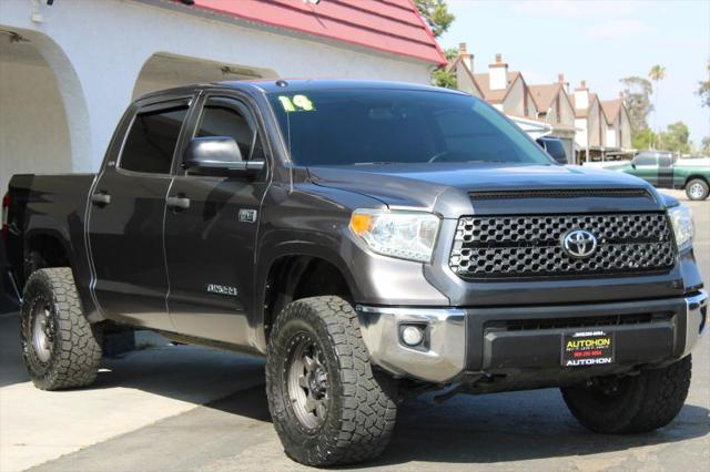 2014 Toyota Tundra SR5 5.7L V8