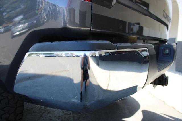 2014 Toyota Tundra SR5 5.7L V8