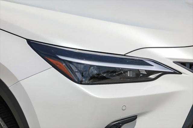 2025 Lexus NX 350h Premium