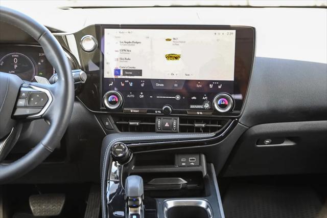 2025 Lexus NX 350h Premium