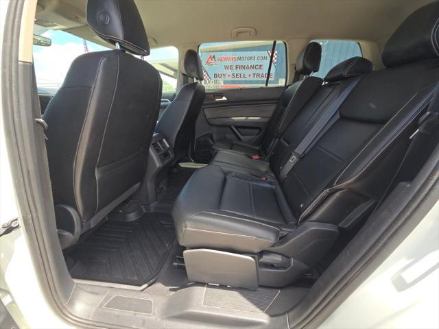 2021 Volkswagen Atlas 3.6L V6 SE w/Technology