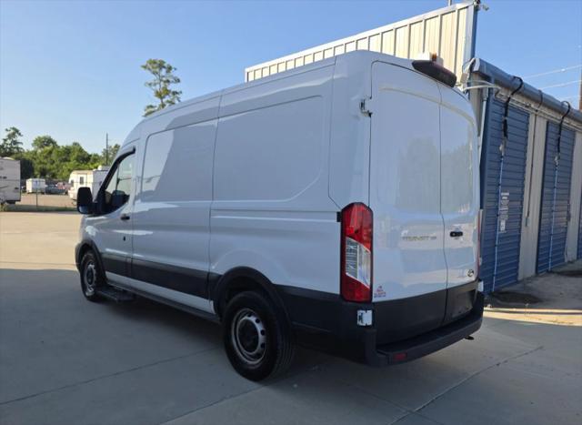 2022 Ford Transit Cargo Van Medium Roof w/RWB