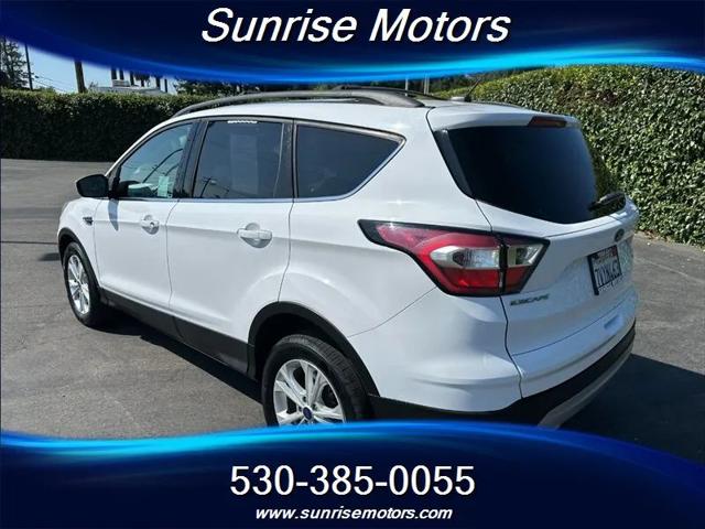 2017 Ford Escape SE