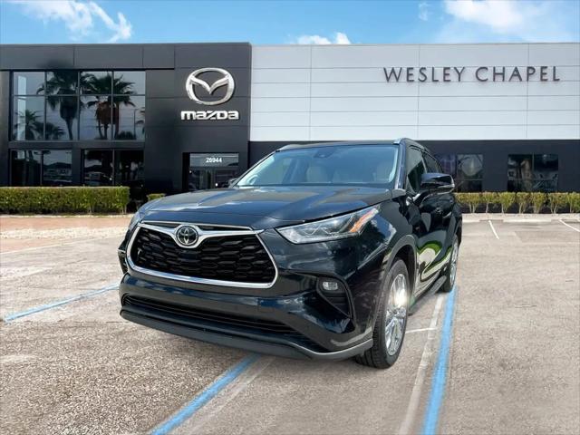 2021 Toyota Highlander Limited for sale in Wesley Chapel, FL