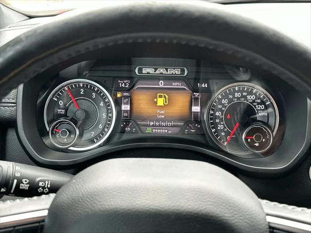 2019 Ram 1500 Laramie Crew Cab 4x4 5'7" Box