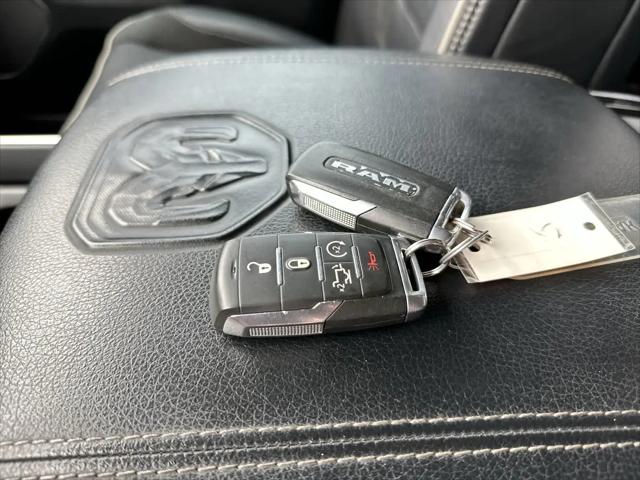 2019 Ram 1500 Laramie Crew Cab 4x4 5'7" Box