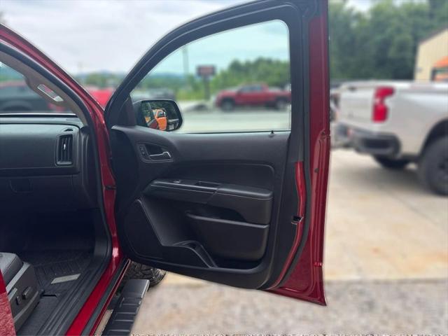 2021 GMC Canyon 4WD Crew Cab Short Box AT4 - Leather