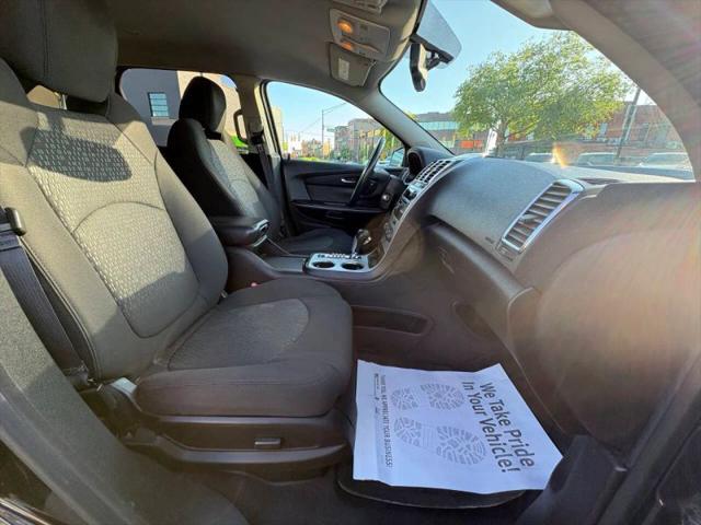 2011 GMC Acadia SLE