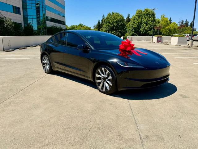 2025 Tesla Model 3 Standard Rear-Wheel Drive