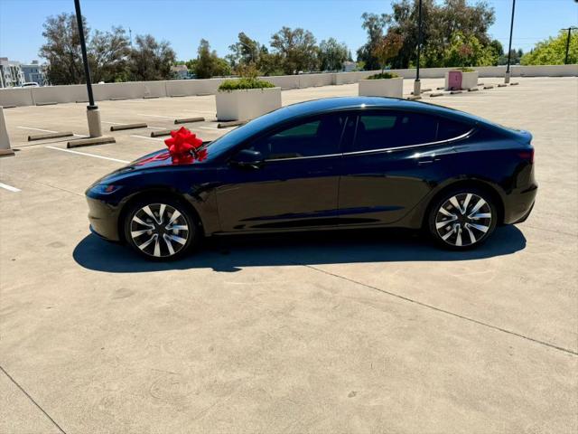 2025 Tesla Model 3 Standard Rear-Wheel Drive