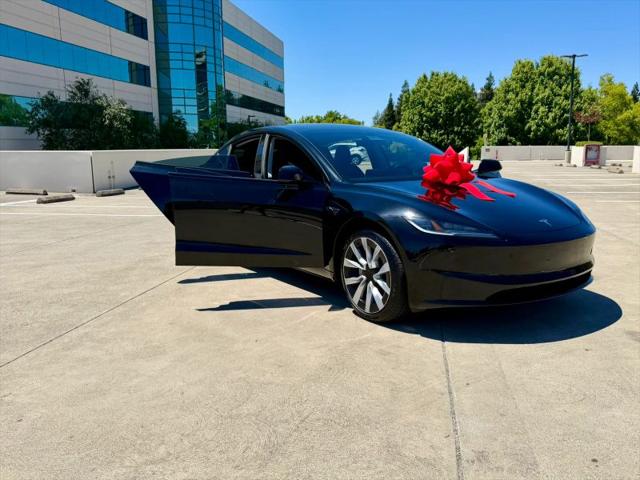 2025 Tesla Model 3 Standard Rear-Wheel Drive