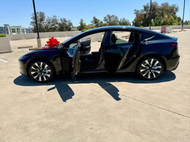2025 Tesla Model 3 Standard Rear-Wheel Drive