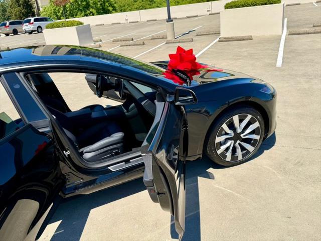 2025 Tesla Model 3 Standard Rear-Wheel Drive