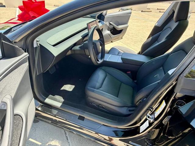 2025 Tesla Model 3 Standard Rear-Wheel Drive
