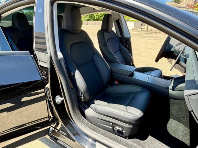 2025 Tesla Model 3 Standard Rear-Wheel Drive